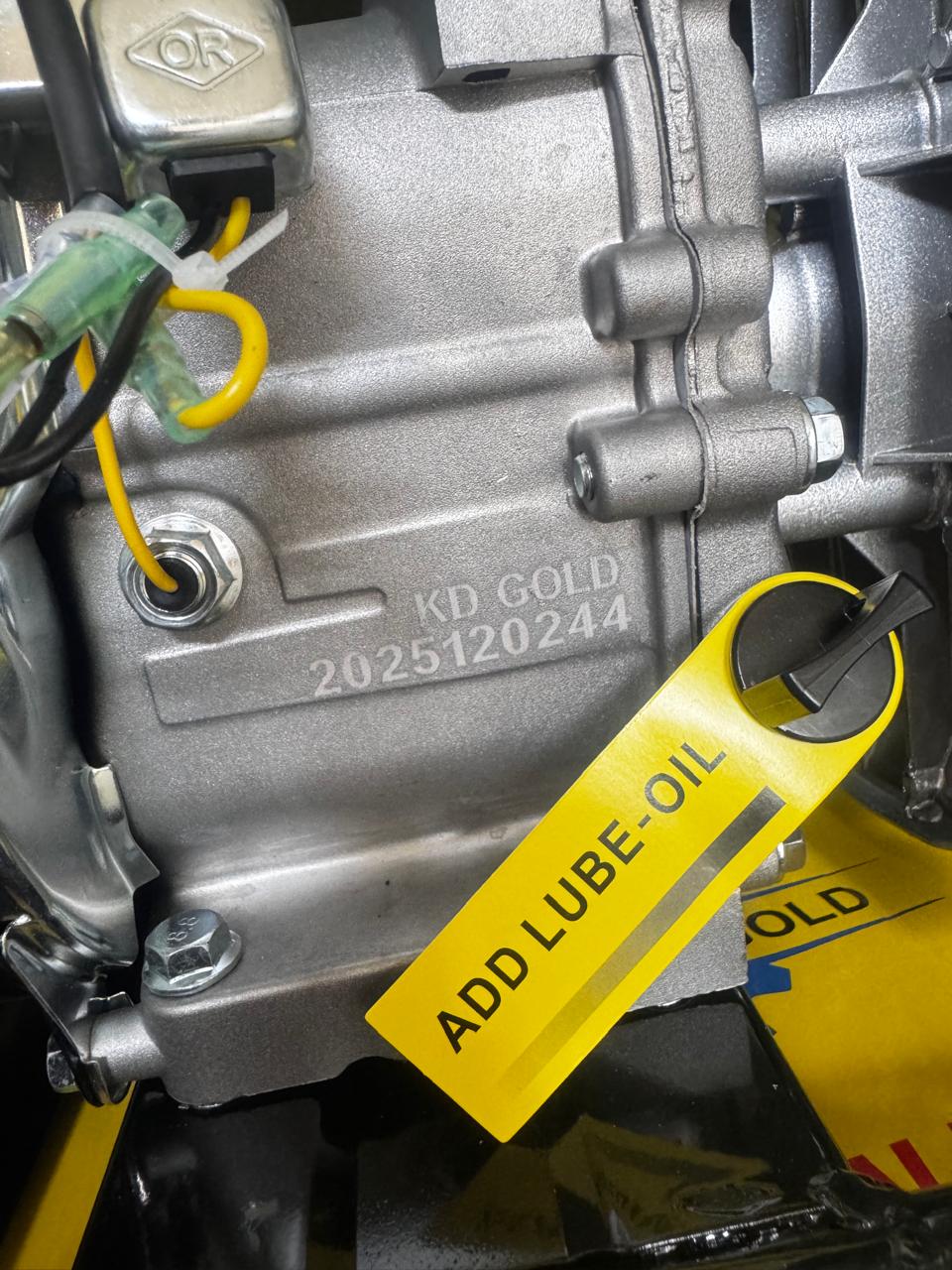 7.5 HP agriculture water pump engine close-up with Rare Machinery branding and add lube oil tag