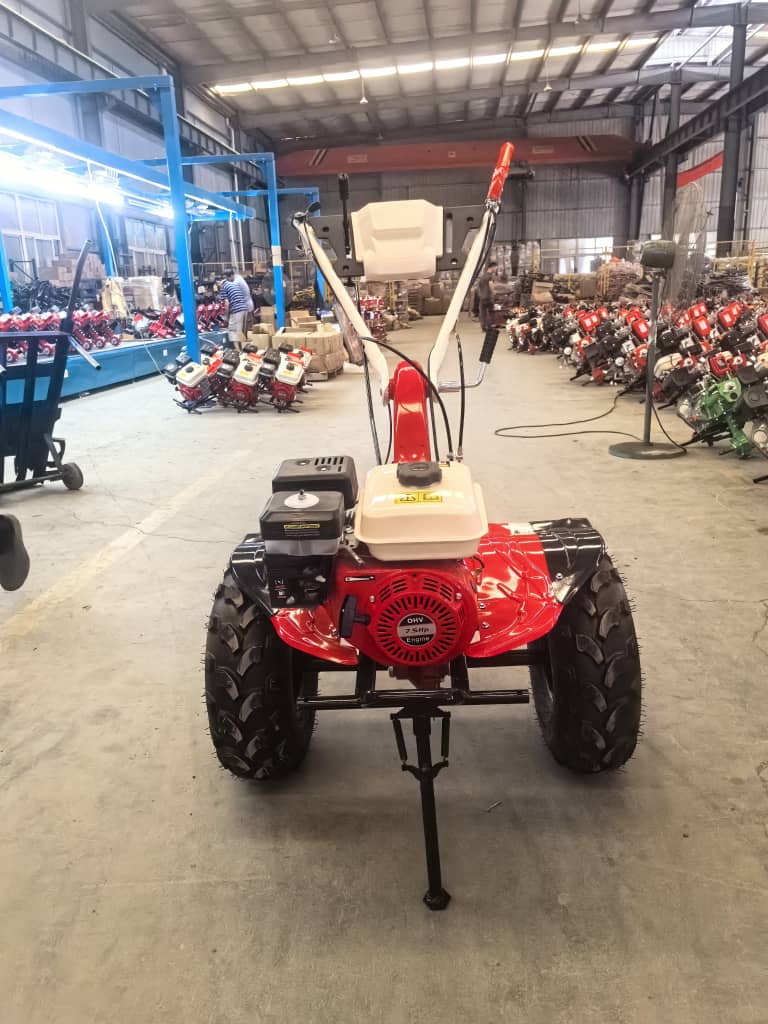 ATV Tyre 7.5 HP Power Weeder With 32 Blades Petrol Engine