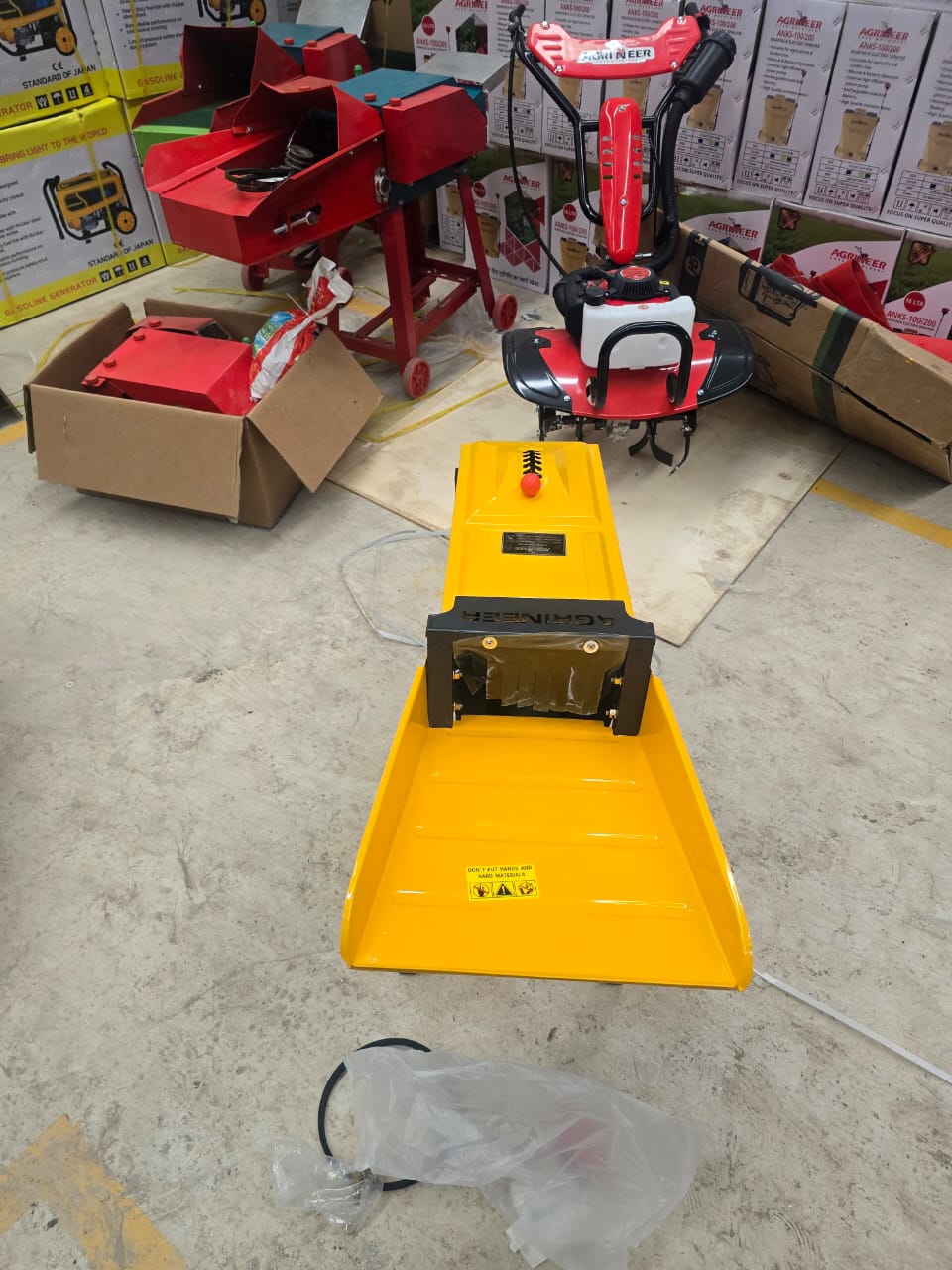 1.5 HP Corn Thresher With Blower Fan